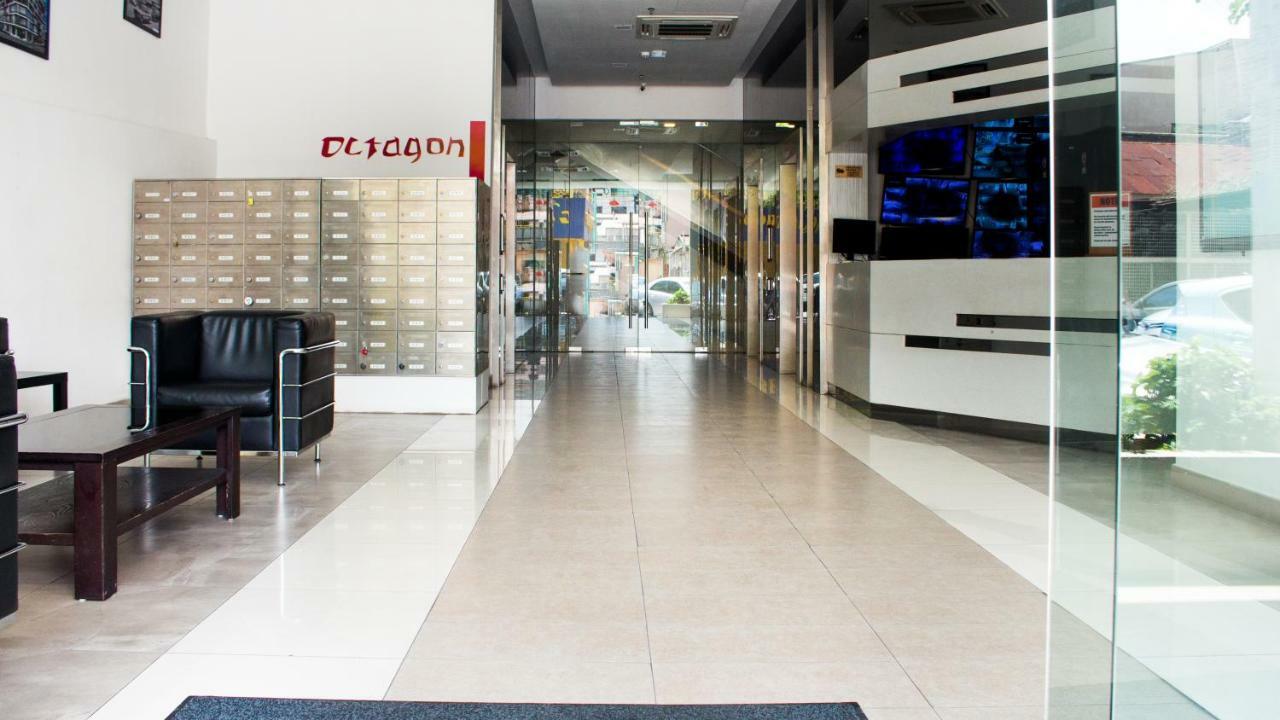 Octagon Premium Ipoh Town Center By Grab A Stay Buitenkant foto